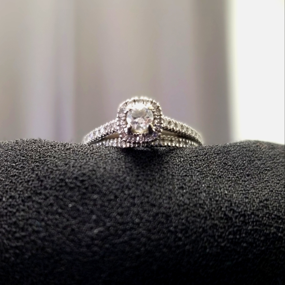 14 Karat White Gold Diamond ring set